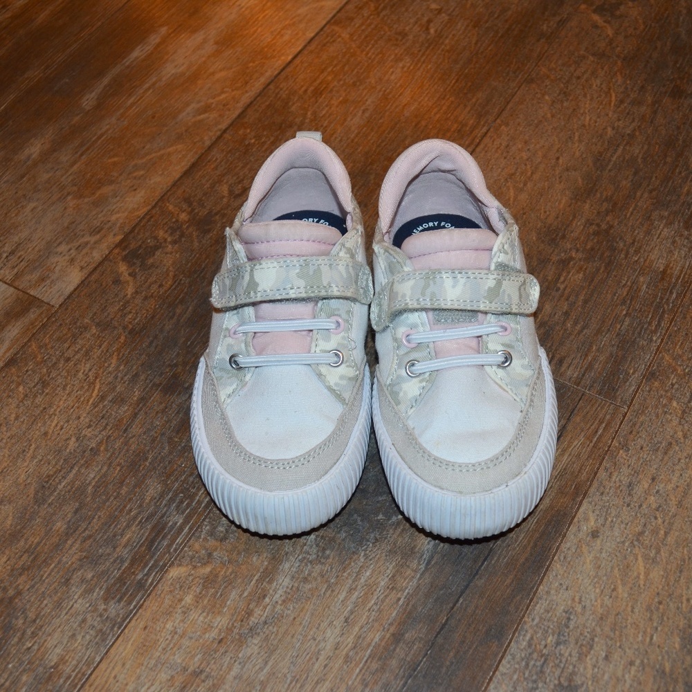 Sperry White/Camo Shoe